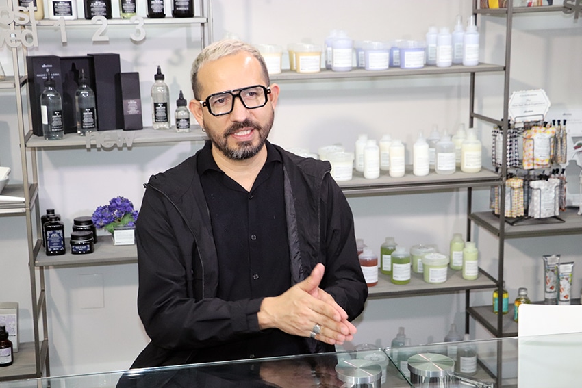 Interesante entrevista con Zzio Gala, Gerente de Educación Davines México.